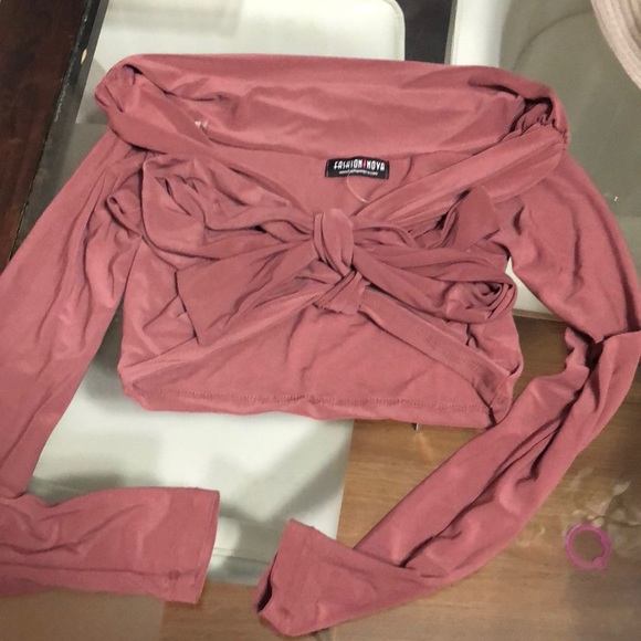 Off the shoulder long sleeve shirt - Picture 2 of 3